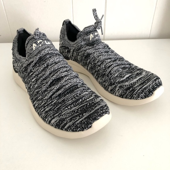 New APL Black Gray TechLoom Wave Shoes 11 - Picture 1 of 9